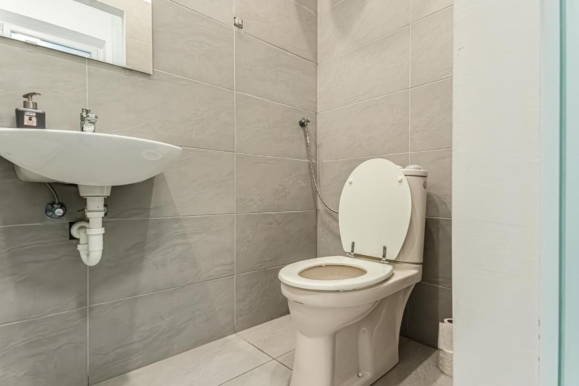 Gorgeous 1Br Apt Near Akh Hospital Viena Exterior foto