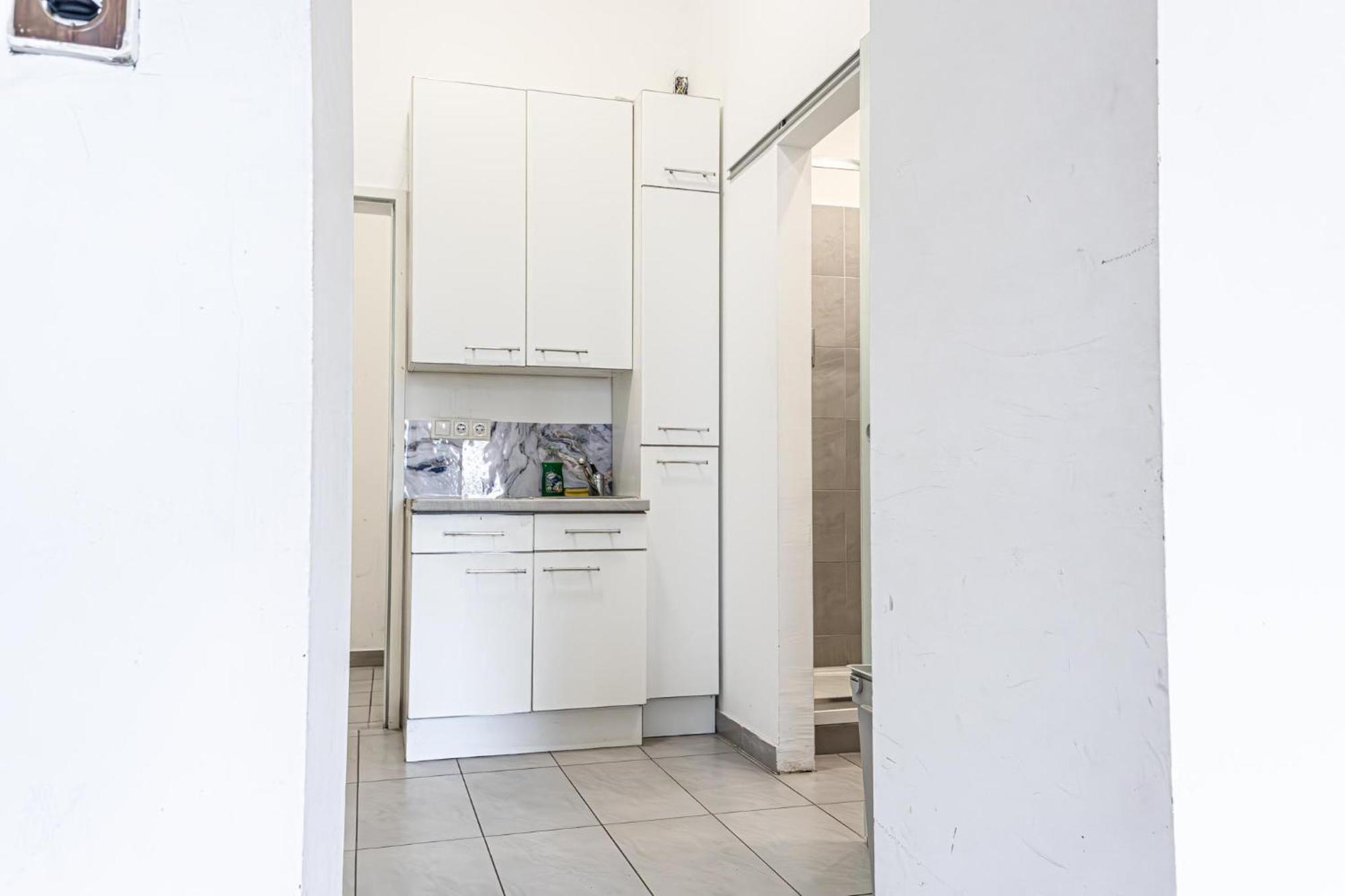 Gorgeous 1Br Apt Near Akh Hospital Viena Exterior foto